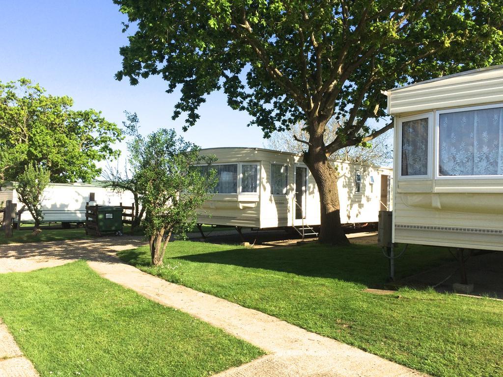 Orchards Holiday Park Cowes (Isle of Wight) Exterior photo